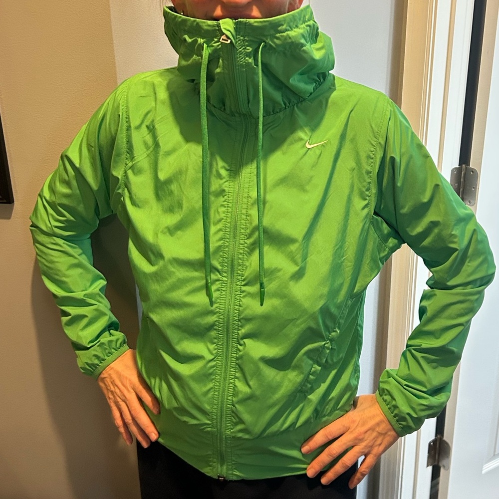 Nike Court Funnel Neck Women’s Green Windbreaker - Picture 8 of 9